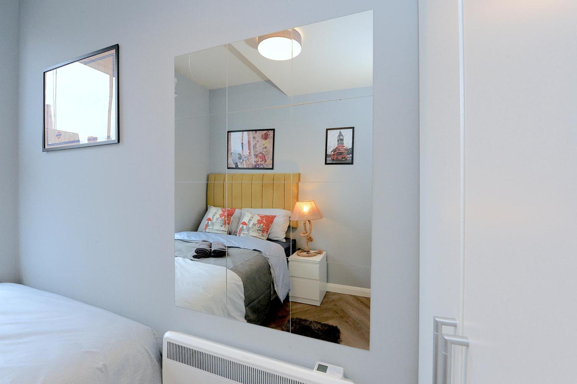 2 Bed Terraced Flat Piccadilly Line Appartement Londen Buitenkant foto